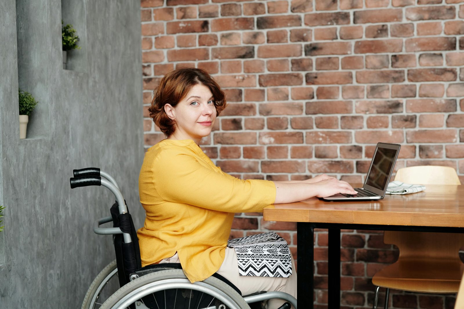 handicap main fauteuil roulant Syndrome de Gerstmann